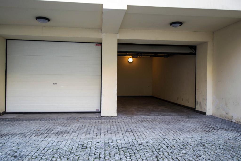 Apartment Ruterra Red Roofs View With Garage Prag